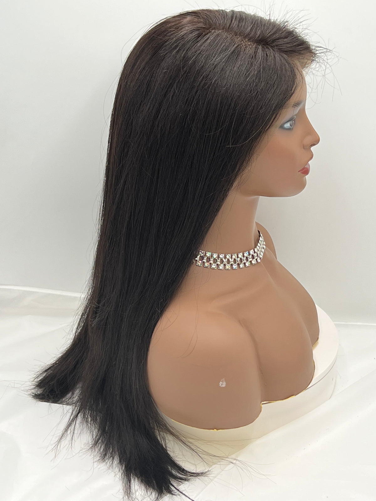 Premium Quality 20” 13x4 Full Fr ontal Lace Front Wig- Straight